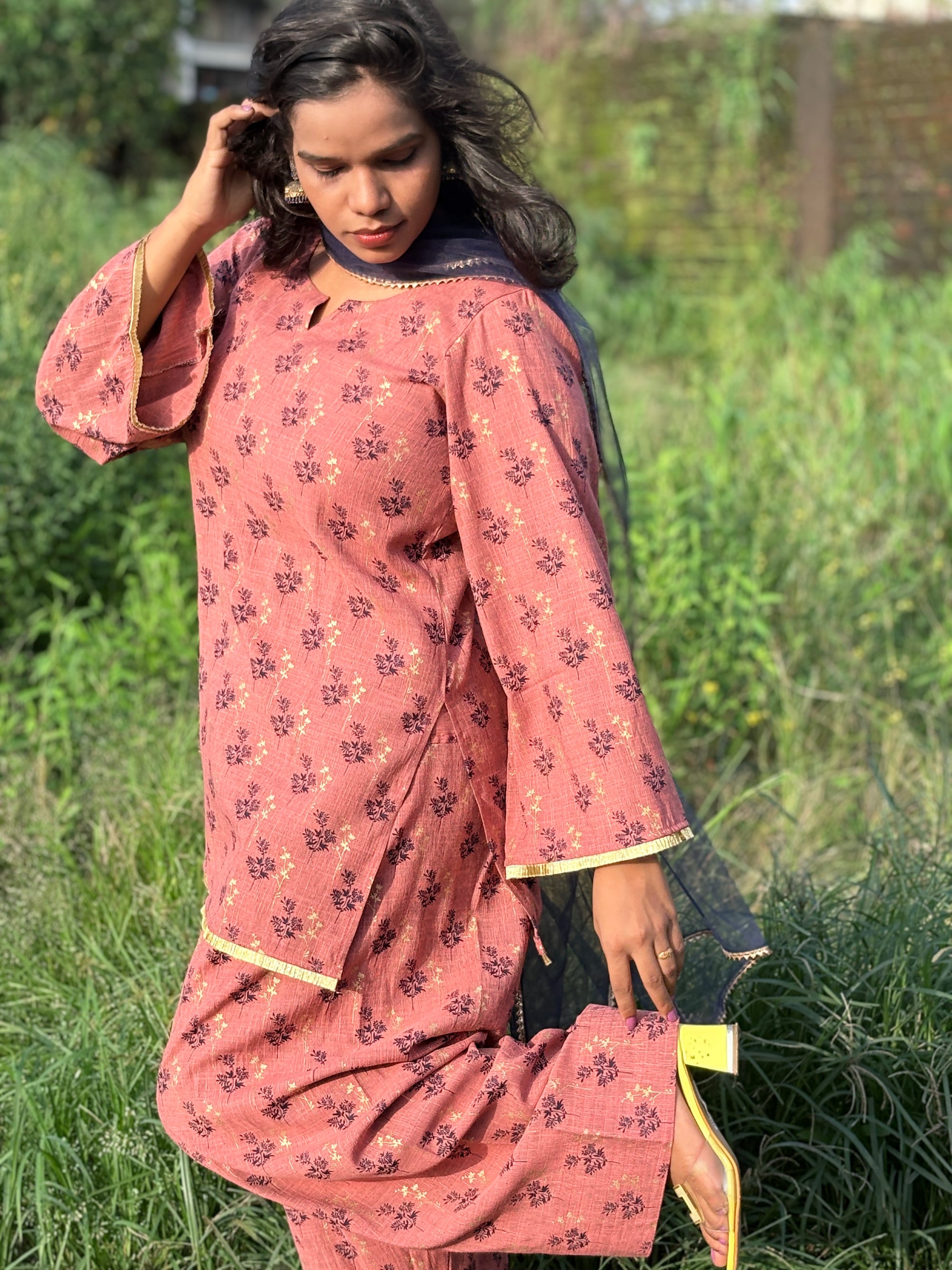 Gulnaar Farsi Salwar Set