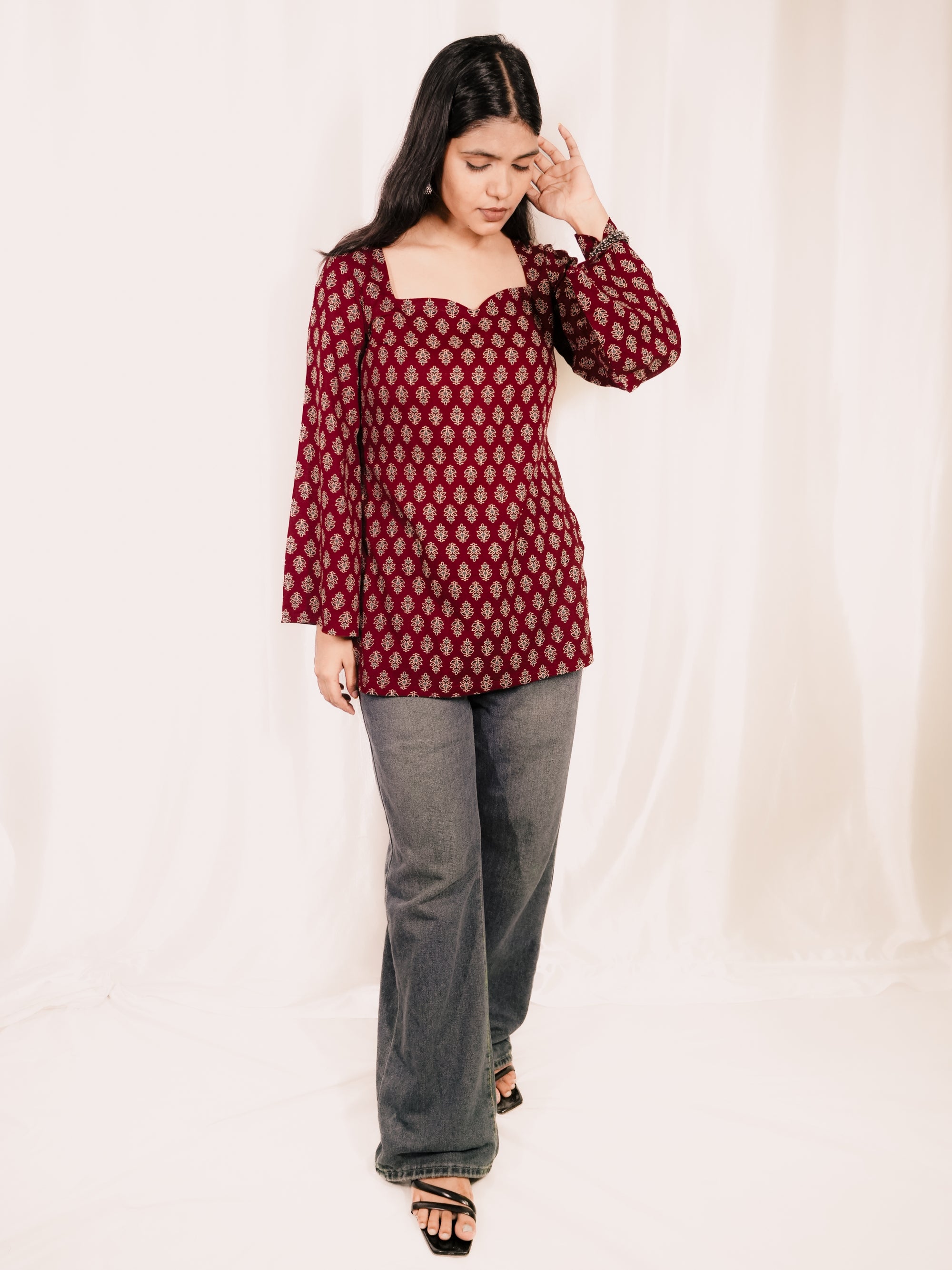 Sweetheart Bell Sleeves Short Kurti