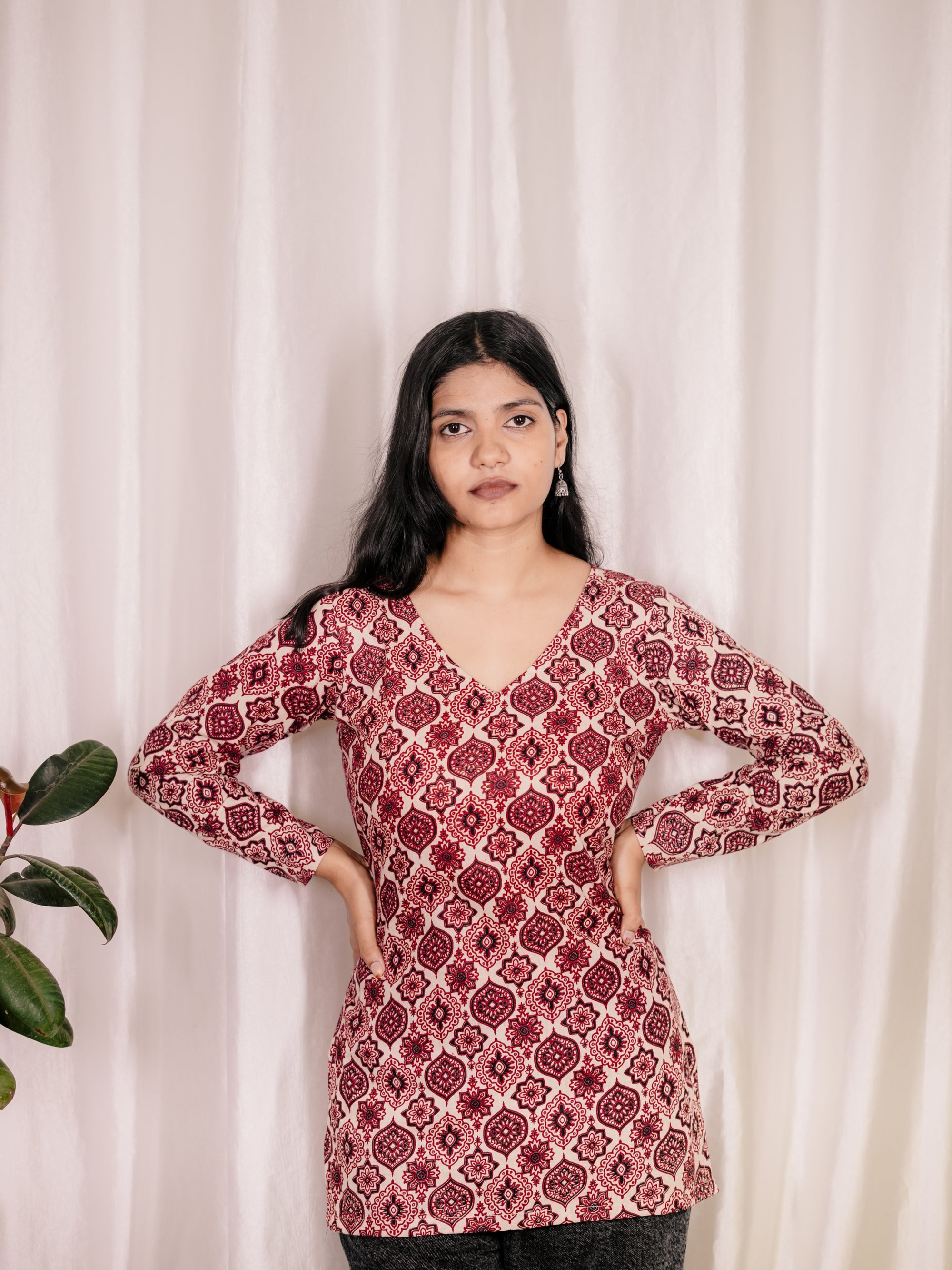 Ruby Twist V Neck Full Sleeves Kurti
